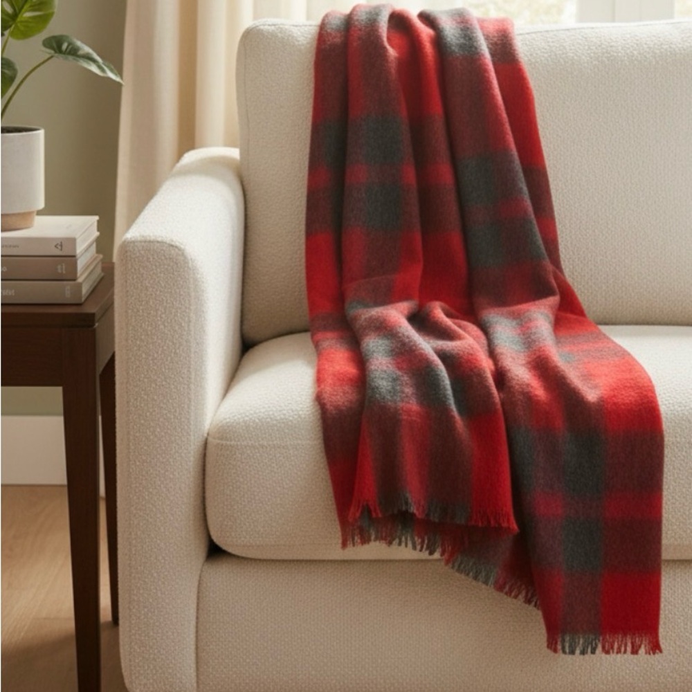 New Royal Scot Plaid Blanket Red Gray Fringe Mohair Wool‎ Afgan 57x70 Vintage